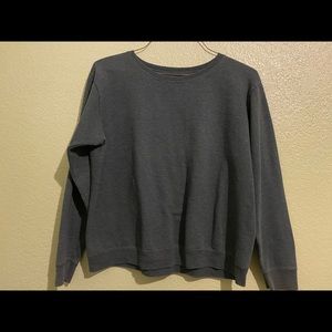 Gray sweatshirt